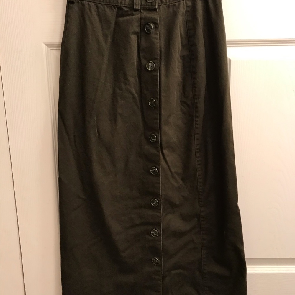 Van Heusen skirt - Picture 2 of 4